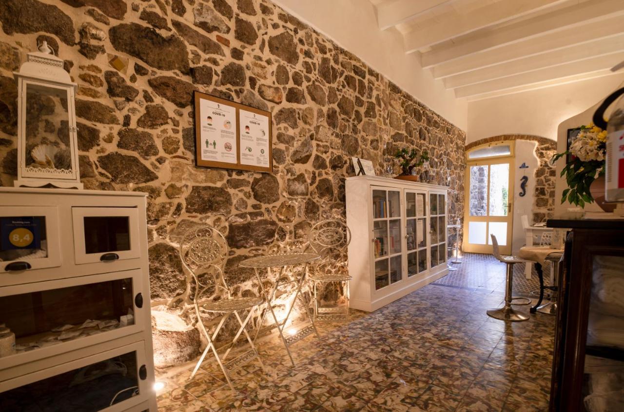 SantʼAntìoco Domo Sa Barra Bed & Breakfast エクステリア 写真