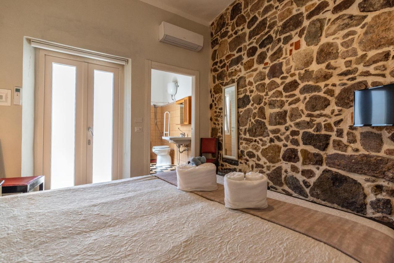 SantʼAntìoco Domo Sa Barra Bed & Breakfast エクステリア 写真