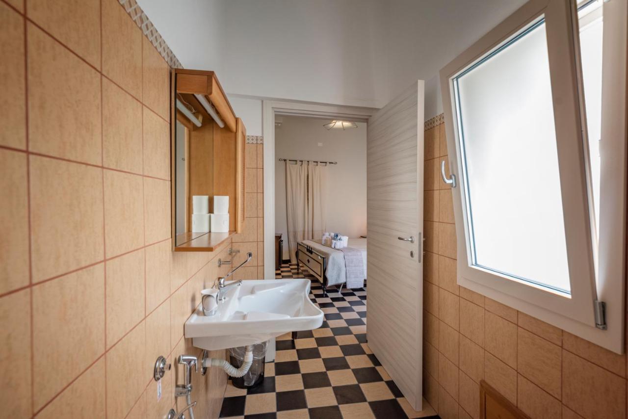 SantʼAntìoco Domo Sa Barra Bed & Breakfast エクステリア 写真